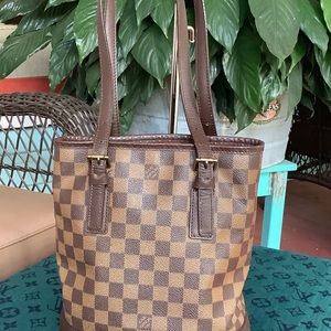 ⚠️SALE⬇️💯Lv Damier Marais petite bucket bag🤩
